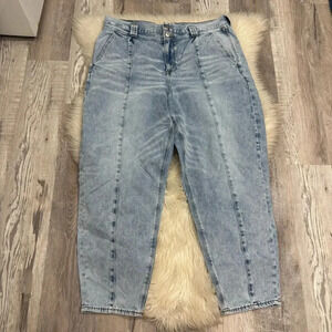 American Eagle mom jeans high rise acid wash jeans 16